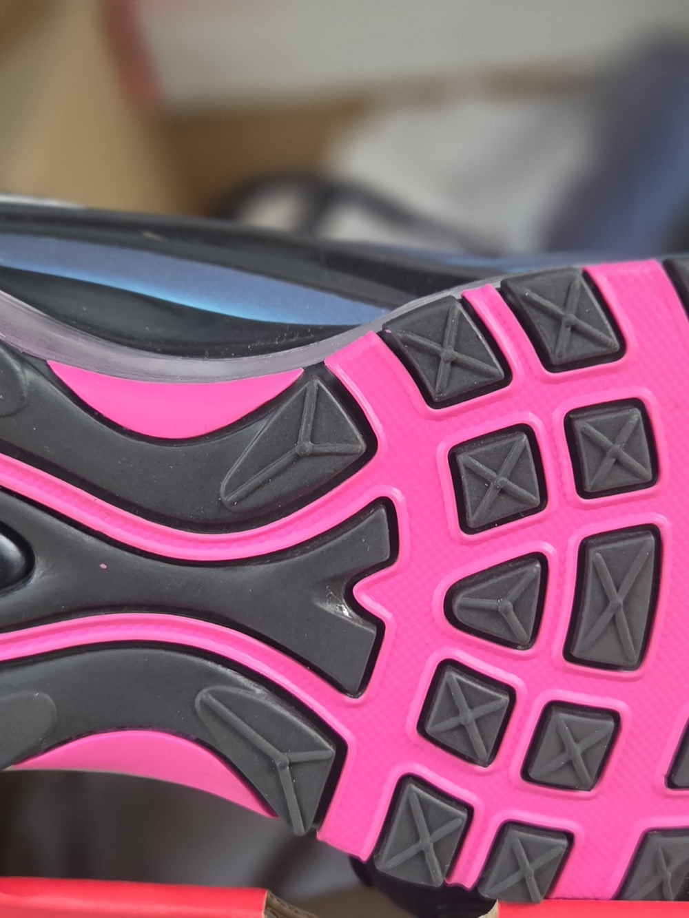 Nike Iridescent Blue/Purple Running Sneakers with Pink Swoosh - Picture 5 of 5